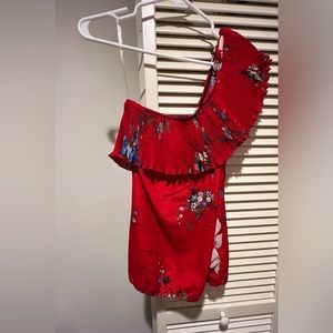 Studio Y Juniors one shoulder ruffle top, medium